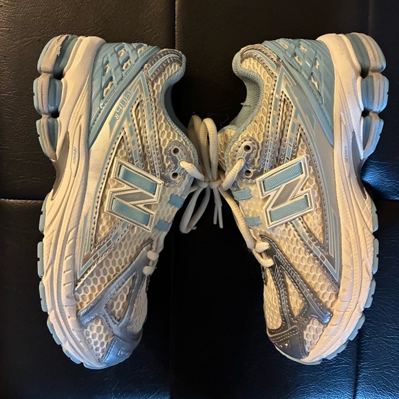 Kids New Balance Blue & Cream - Picture 10 of 12